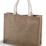 Jute beach bag.