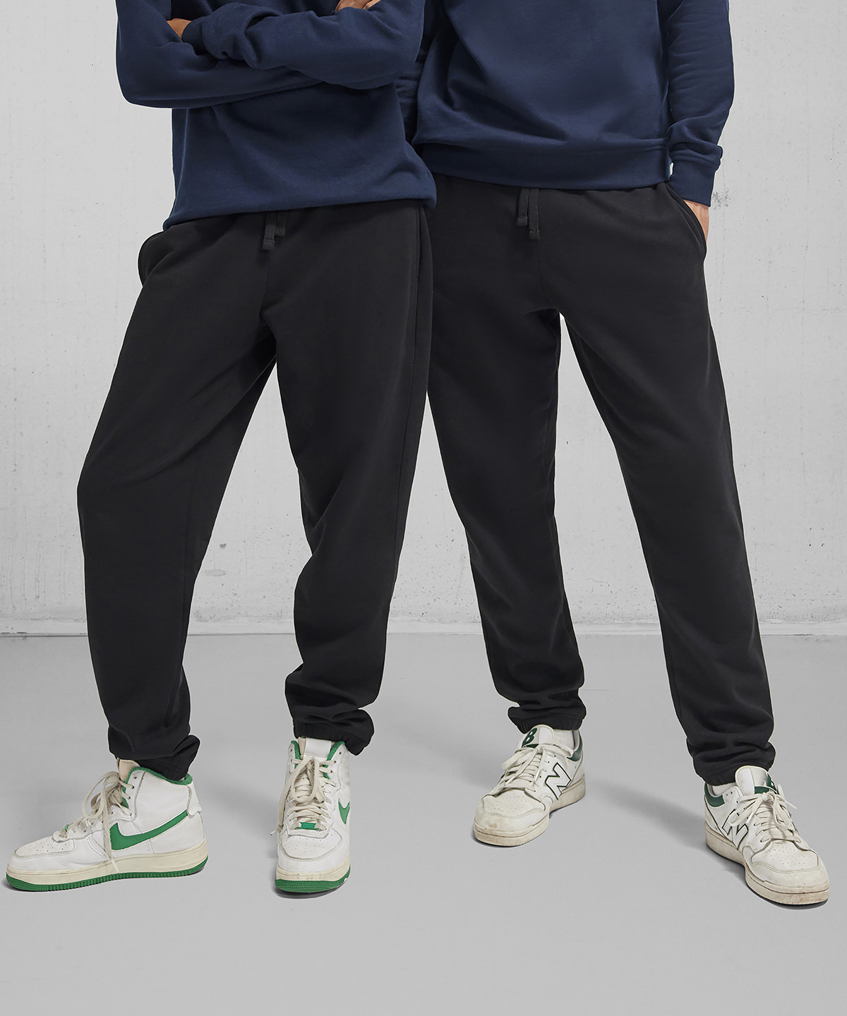 BA436_LS00_2025.jpg B&C ID.000 sweatpants - Image 1