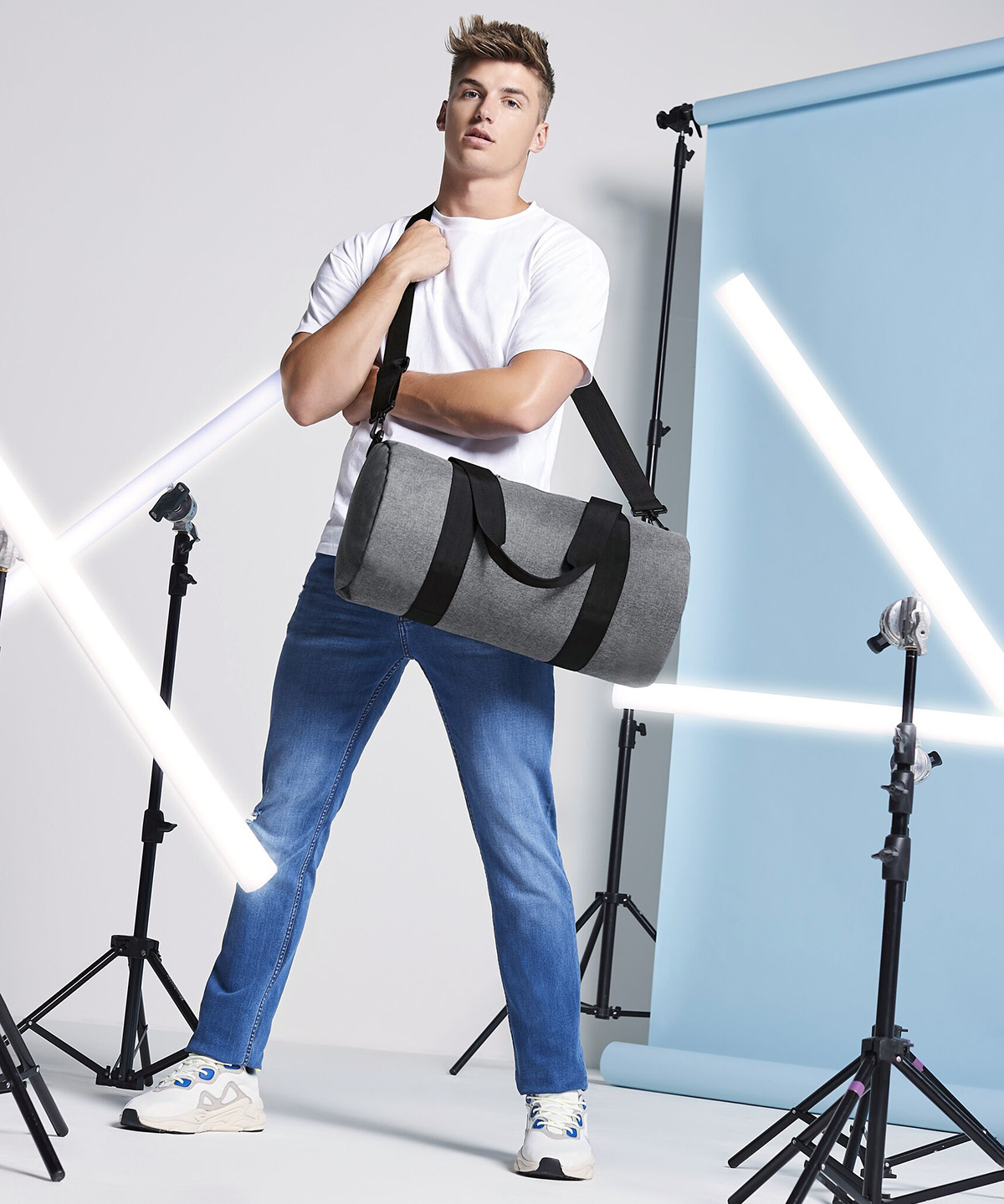 BG140_LS00_2025.jpg Original barrel bag - Image 1