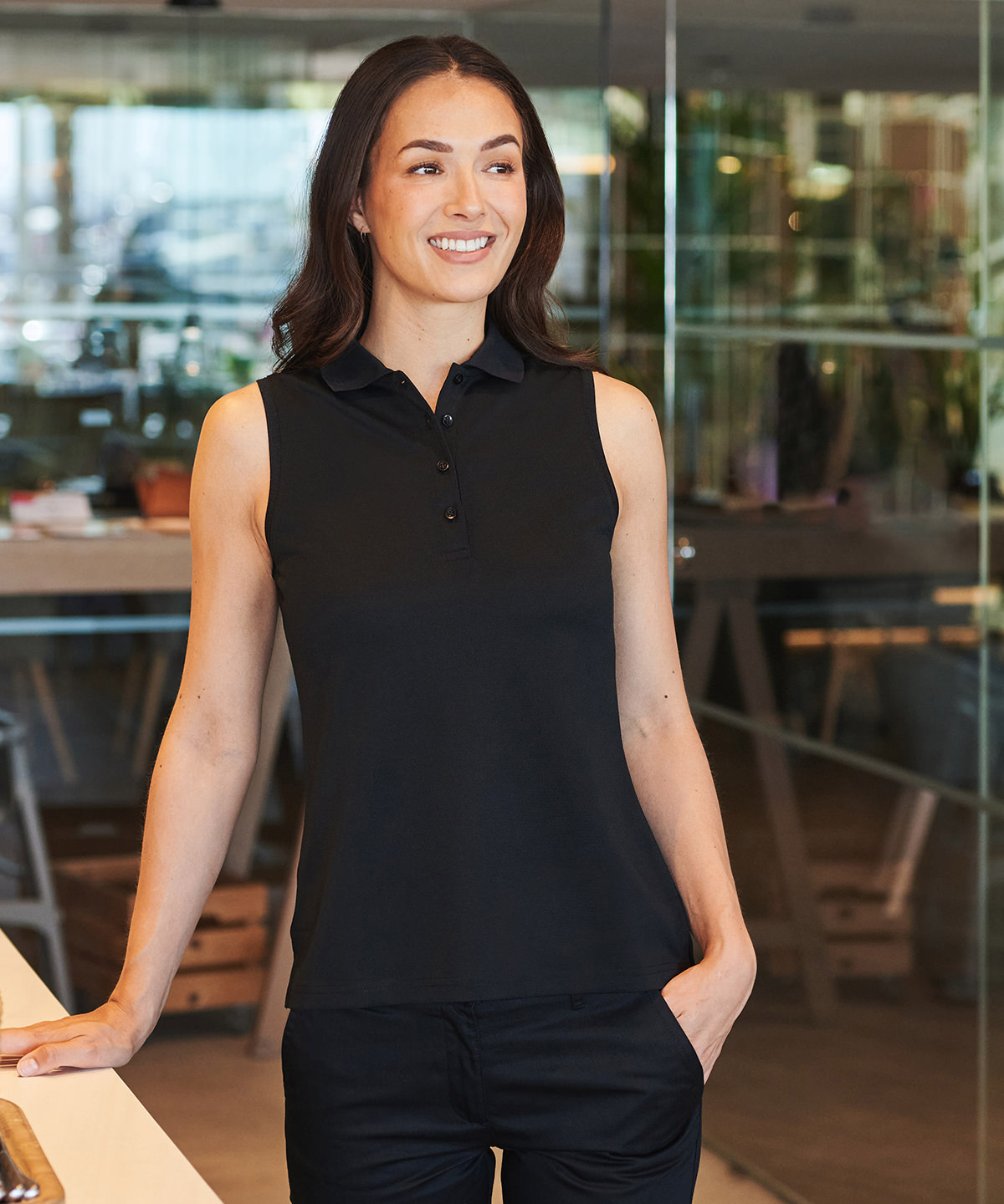 HB477_LS00_2025.jpg Women's sleeveless Coolplus® polo shirt - Image 1