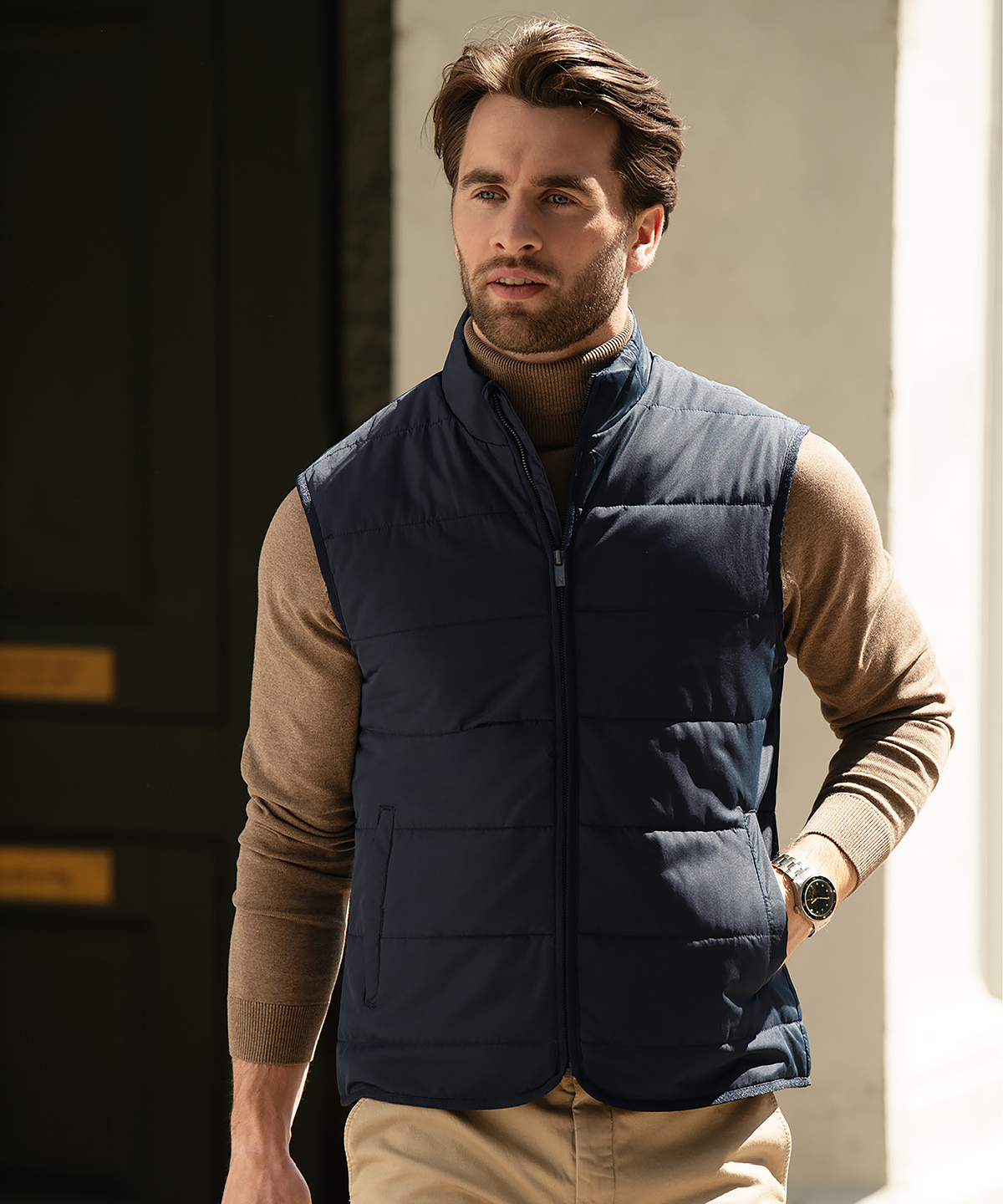 N114M_LS00_2025.jpg Hudson - horizontal quilted gilet - Image 1