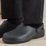 Chef's non-slip Anchor clogs