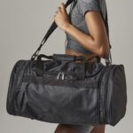 Sports holdall