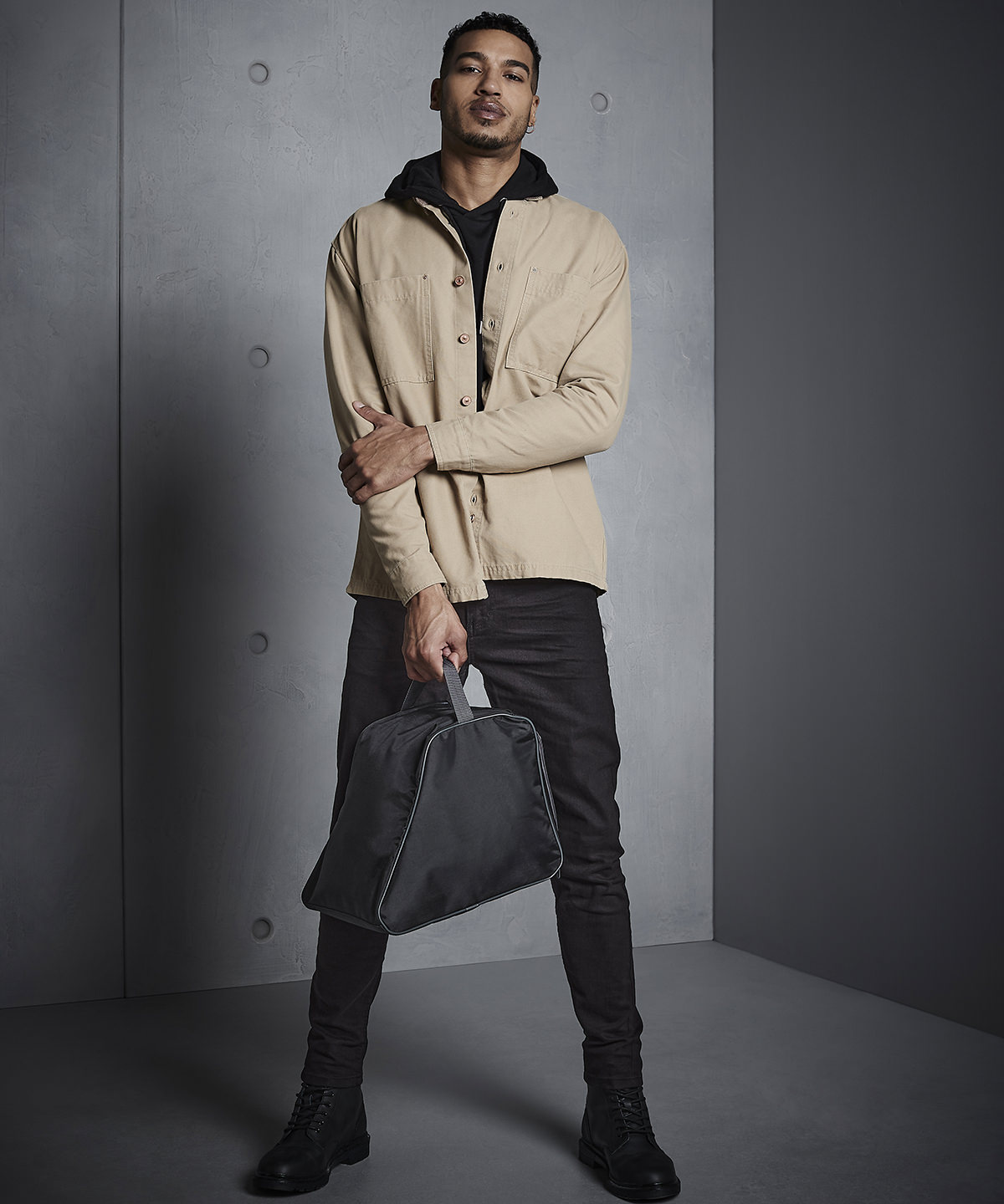 QD085_LS00_2025.jpg Hiking boot bag - Image 1