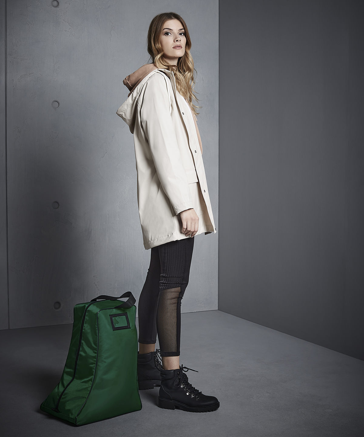 QD086_LS00_2025.jpg Boot bag - Image 1