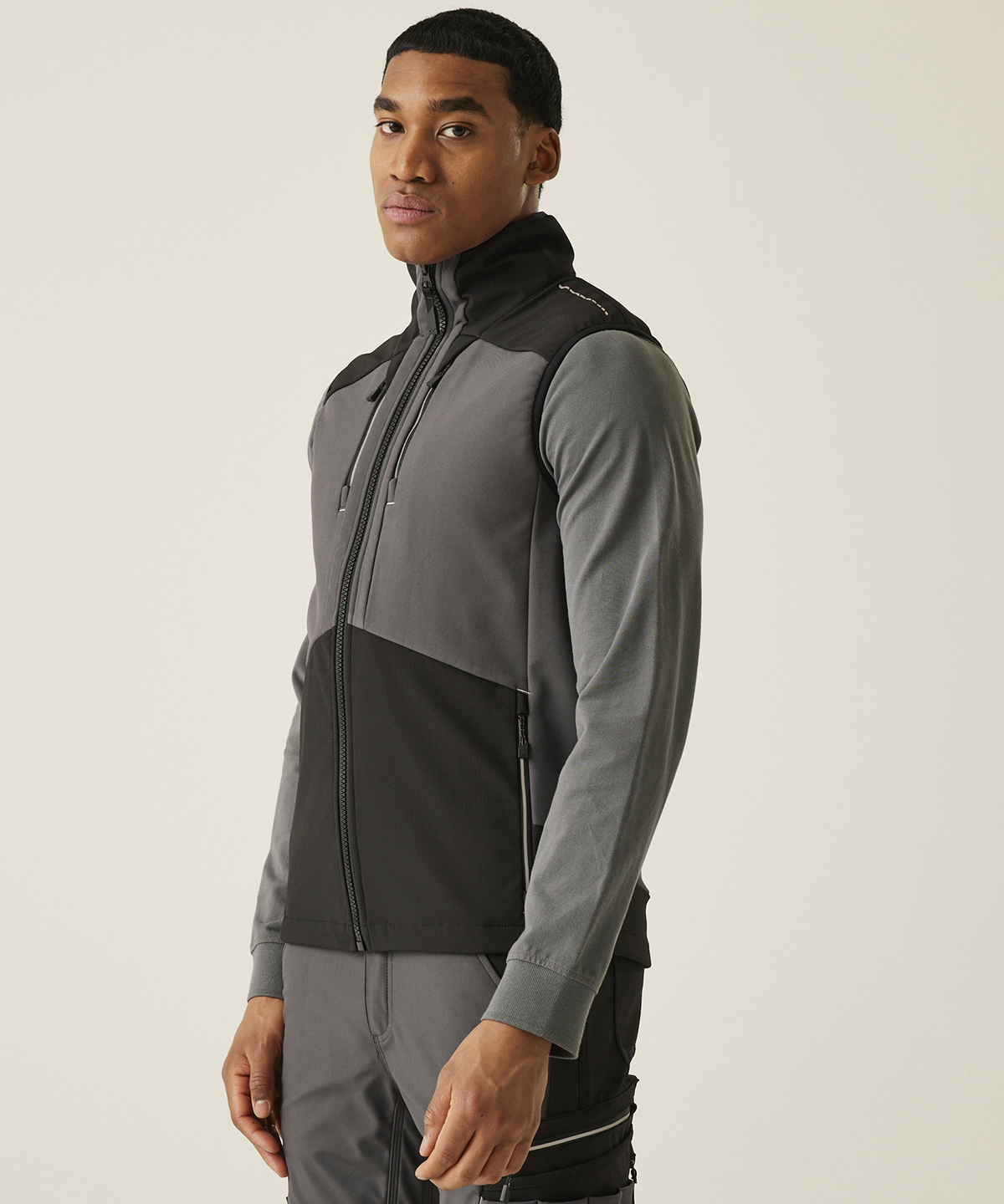 RG631_LS00_2025.jpg 4-Tex stretch 3-layer softshell bodywarmer - Image 1