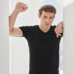 Men's feel good stretch v-neck t-shirt