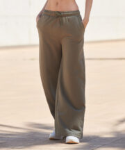Women's sustainable fashion wide leg joggers