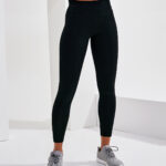 Women's TriDri® performance leggings with pockets