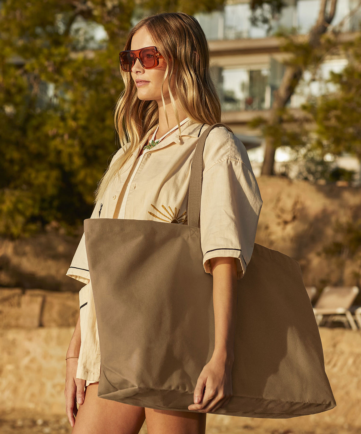 WM696_LS00_2025.jpg Oversized canvas tote bag - Image 1