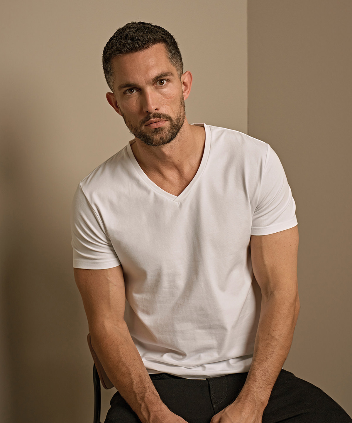 TJ023_LS00_2026 Stretch v-neck tee (401) - Image 1