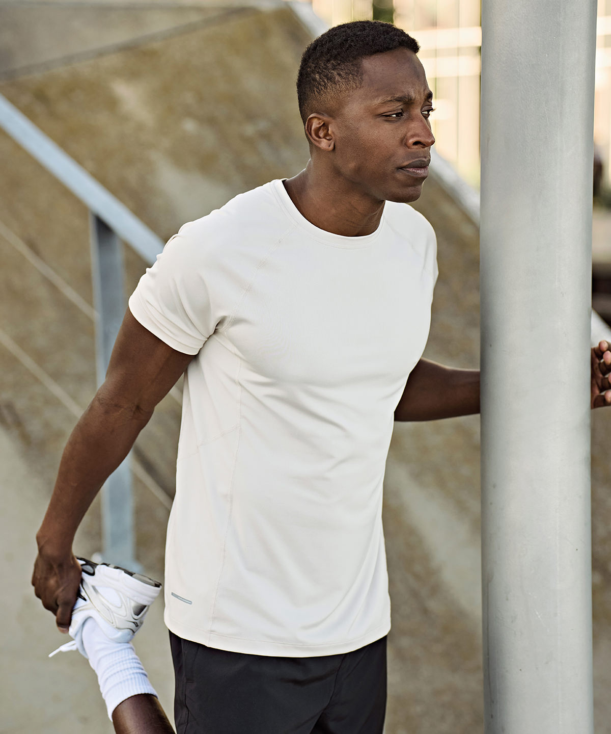 TJ072_LS00_2026 CoolDry tee (7020) - Image 1