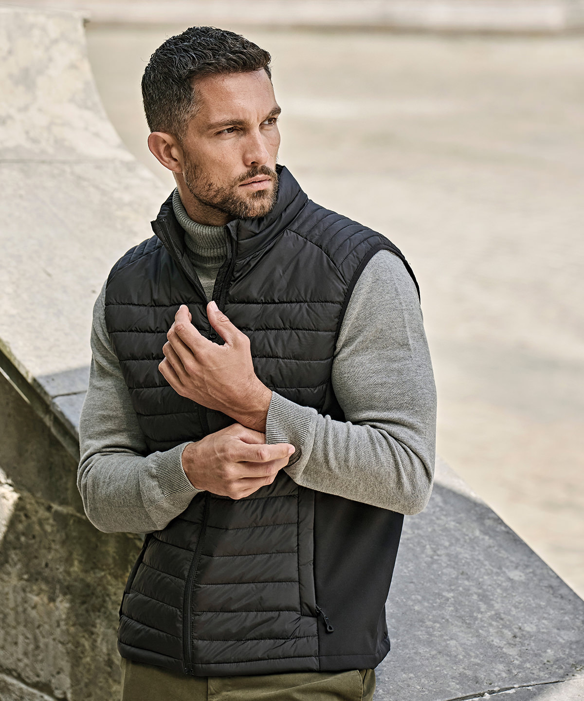 TJ102_LS00_2026 Crossover bodywarmer (9624) - Image 1
