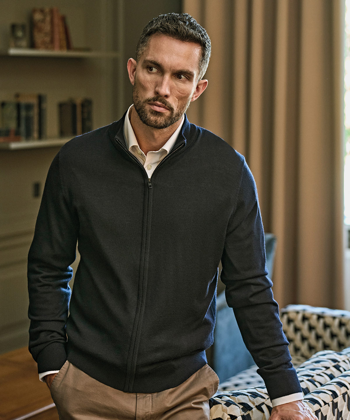 TJ132_LS00_2026 Full-zip knit (6012) - Image 1